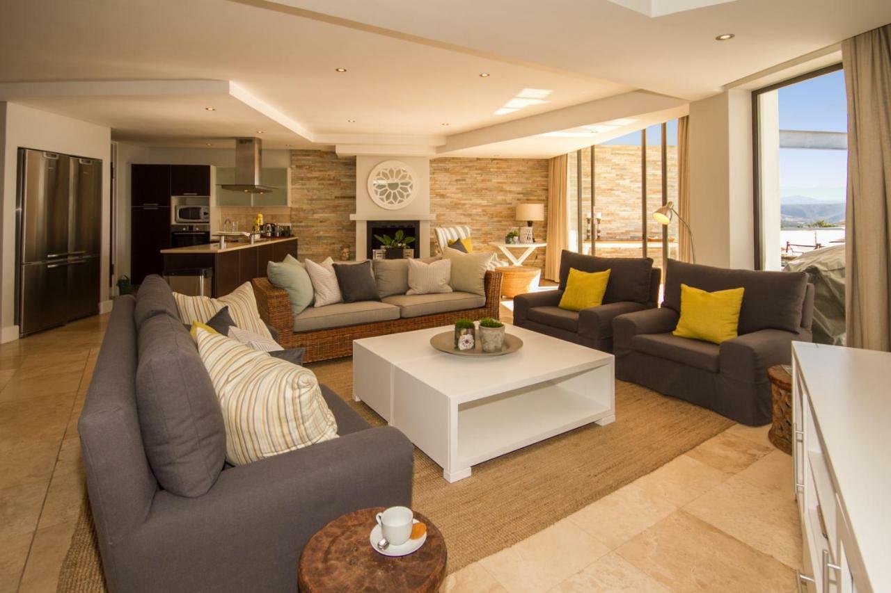 Apartment A Upper Deck Plettenberg Bay Exteriör bild